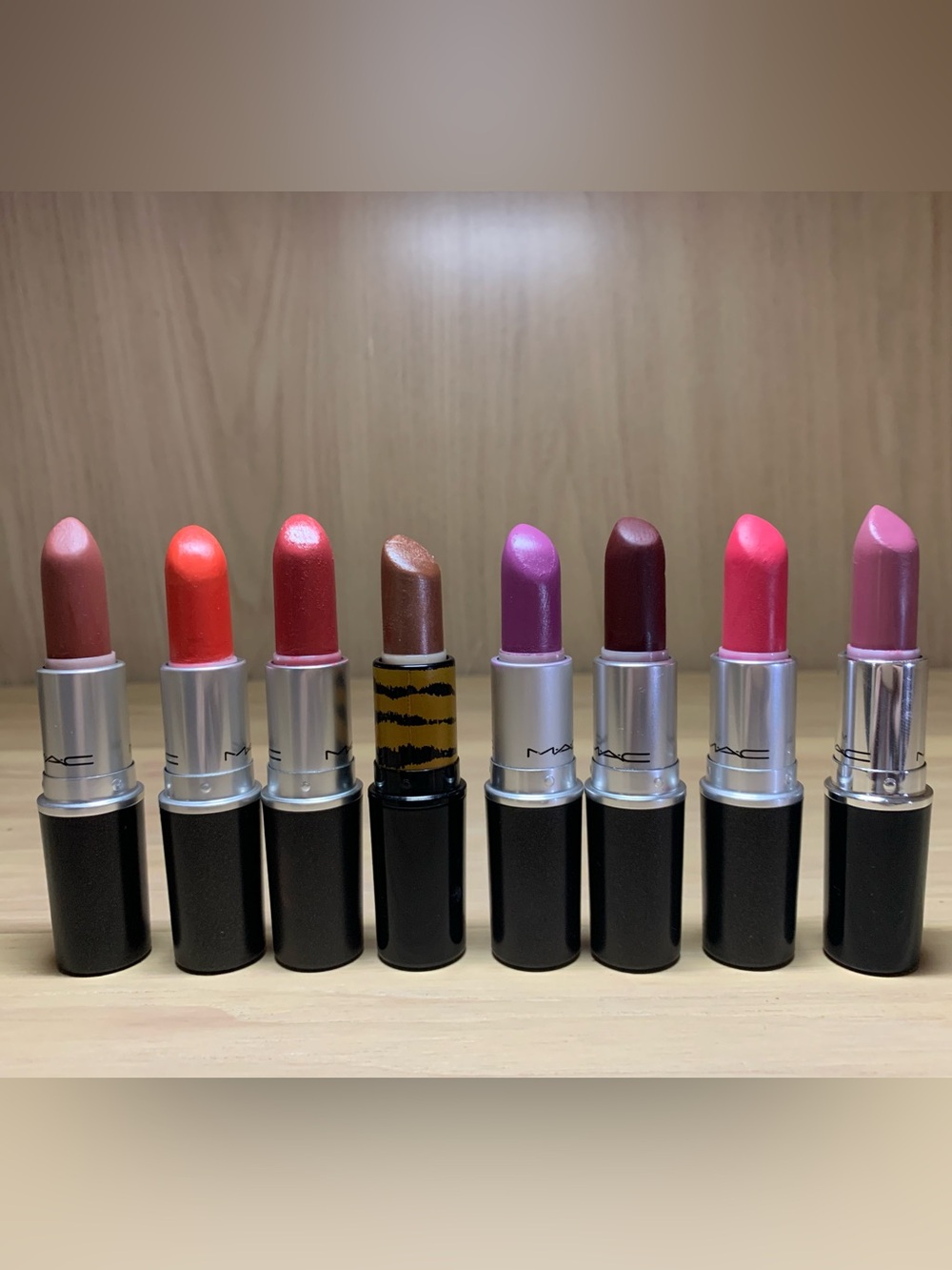 🔥 RARE VALUE LOT: Huge MAC Classic Lipstick 8 Piece Collector Bundle 🔥